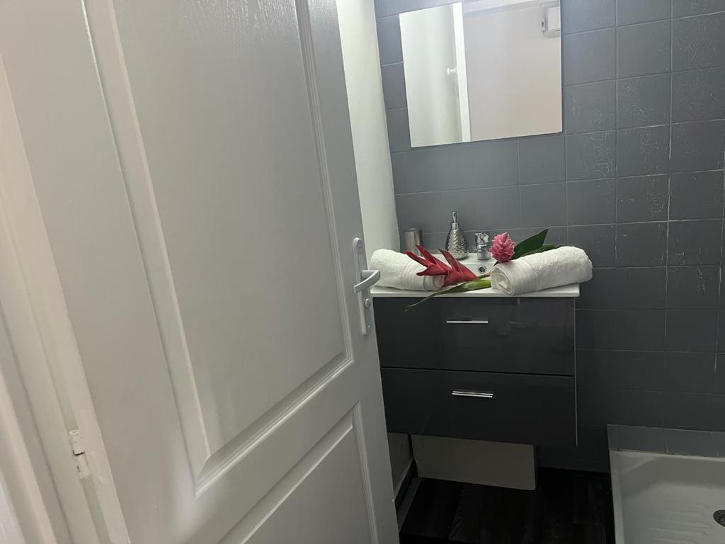 Agreable Appartement En Rez-De-Jardin A 450M De La Mer Сент-Ан Екстериор снимка